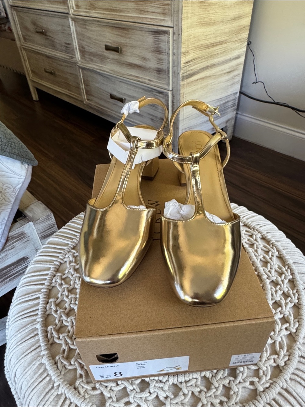J. Crew Gold T-Strap Block Heel Sandals - size 8 new